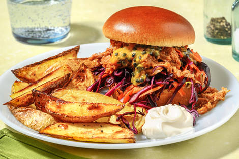 Pulled pork-burgare och passionsfruktsås