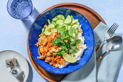 Snabb thailändsk fläskfärsbowl