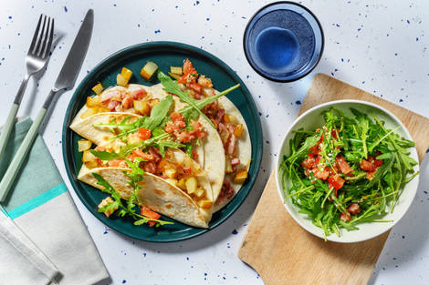 Piadinas de bacon y pera salteada