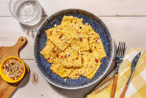 Ravioli di zucchine trombetta e pesto alla trapanese