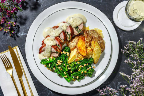 Baconsvøbt svinemørbrad og trøffelsauce 