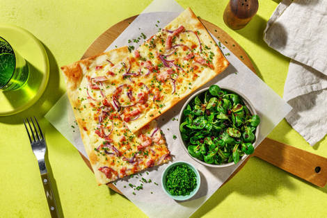 Elsässer Flammkuchen mit Krustenschinken