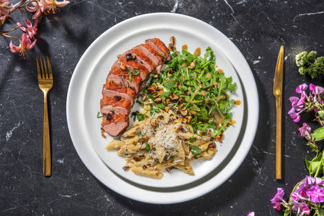 Filet de canard snacké & sauce forestière