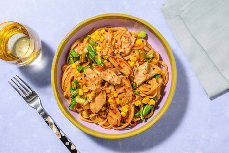 Nouilles en sauce épicée aux émincés façon poulet