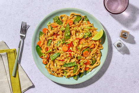 Chilinudel-Pfanne in Kokos-Zitronengras-Sauce