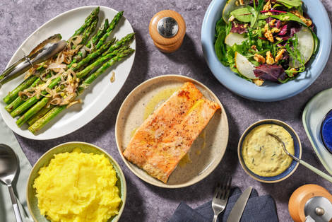 Franskinspirerad lax och bearnaisesås