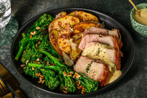 Baconsvøbt svinemørbrad og bearnaisesauce 