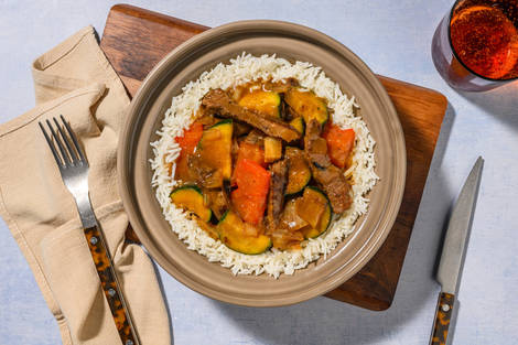 Ternera salteada con verduras al estilo asiático