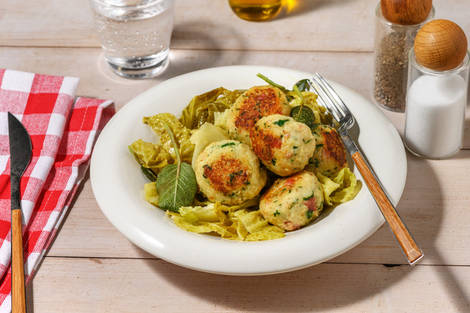 Polpette di pane e pancetta stile Knödel alla tirolese