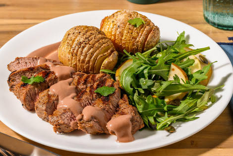 Sommergrillet biff og kremet rødvinssaus