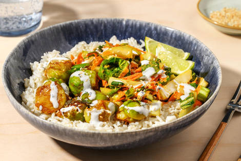 Rosenkohl in Hoisin-Sesam-Marinade auf Reis