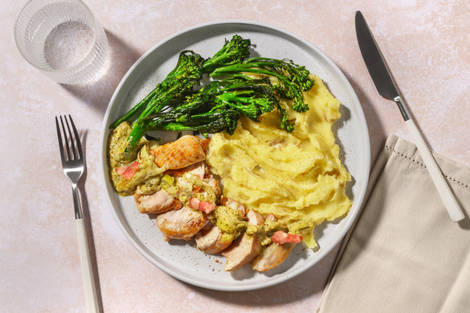 Quick Chicken and Pesto Bacon Cream Sauce