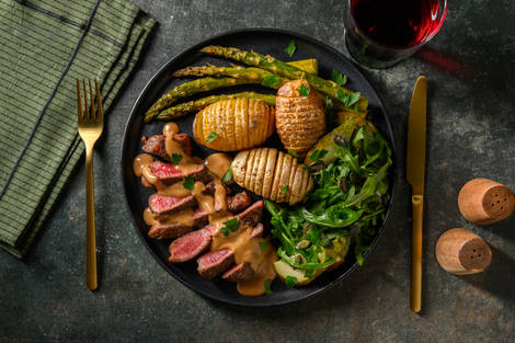 Fransk rumpsteak og cremet rødvinssauce