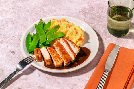 Lomo de cerdo con salsa casera de su jugo