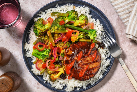 Burger végé en sauce bulgogi et sauce kimchi épicée