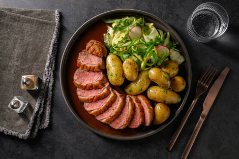 Pannstekt ankbröst och rödvinssås