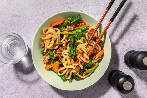 Sticky Chinese-Style Beef Udon Noodles