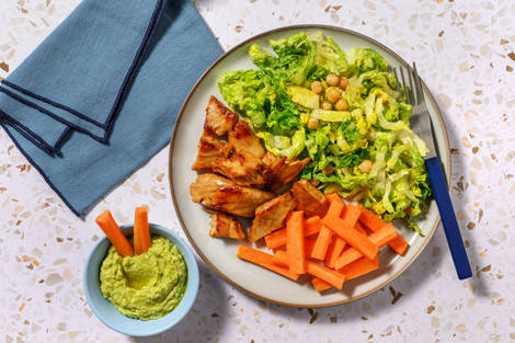 Heura con hummus de garbanzos y guisantes