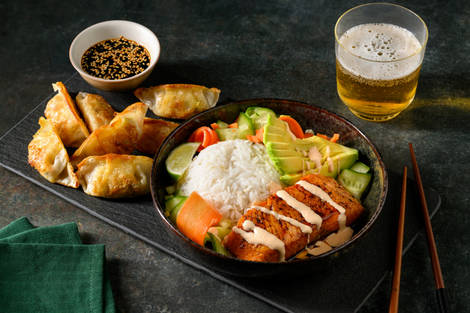 Japansk teriyakilaks og grønnsaksgyoza