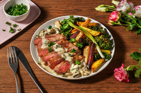 Hjortestek og kremet soppsaus