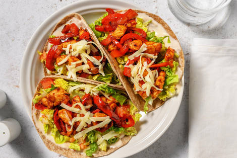 Fajitas de poulet au fromage et mayonnaise au chili sucrée