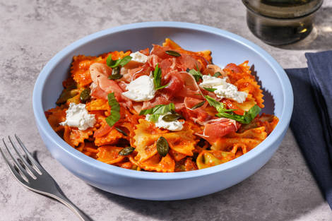 Pâtes caprese au jambon serrano