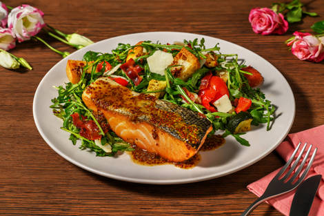 Stegt laks og lun panzanellasalat