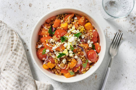 Bulgur tibio con queso griego y zanahoria asada