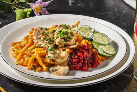 Bio-Schweinemedaillons mit Haselnussspätzle