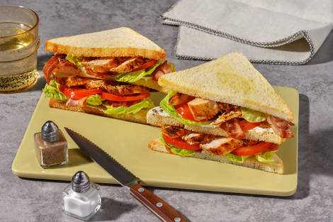 Club Sandwich al petto di pollo e pancetta
