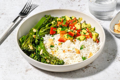 Kuba Kokos Bowl mit Mango-Paprika-Salsa