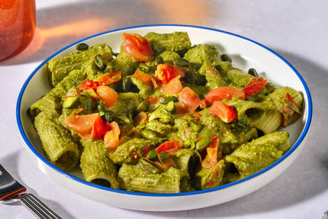 Tortiglioni d'estate in crema di Feta Dop e rucola