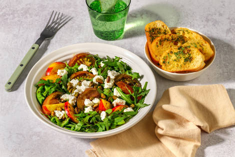 La Plaisir : nectarine, chèvre & tomate côtelée