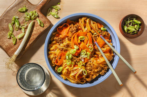 Poêlée de bœuf haché au curry rouge