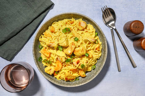 Wok de nouilles complètes & dinde au curry-coco