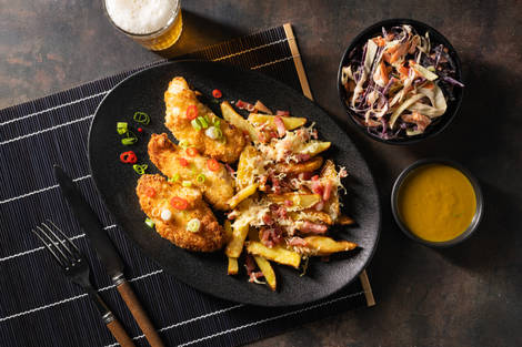 Sprød katsu-kylling og karrysauce