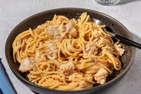 Spaghettoni al merluzzo e pesto rosso