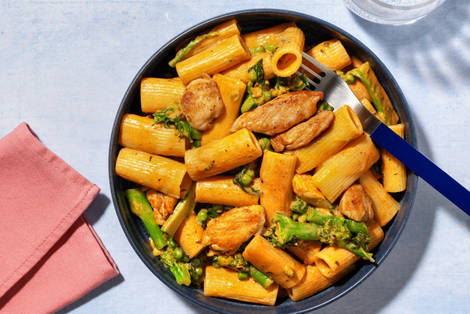 Spicy Cajun Chicken, Tomato & Super Greens Rigatoni