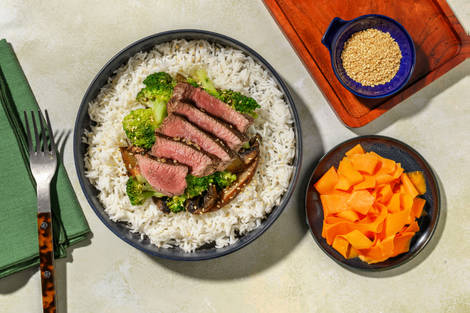 Bibimbap mit Gochujang-Rindersteak vom Weiderind