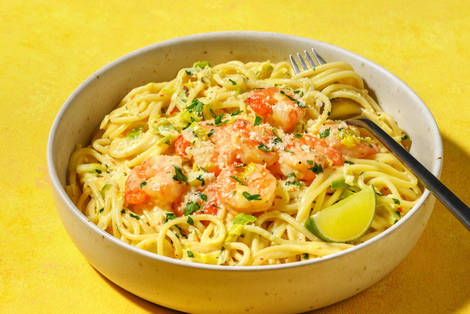 Garnelen auf Spaghetti in frischer Sahnesoße