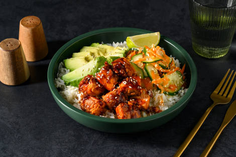 Bowl de saumon teriyaki, avocat & sésame