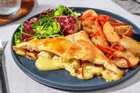  Camembert En Croûte mit karamellisierten Zwiebeln