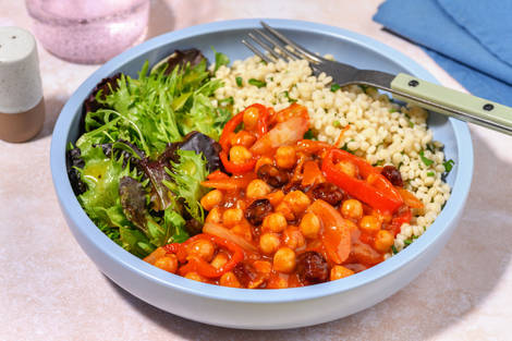 Kichererbsen-Dukkah-Bowl mit Perlencouscous