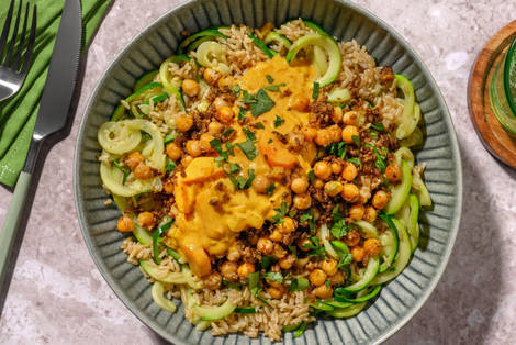 Krokante kikkererwten met plantaardig gehakt en gele currysaus