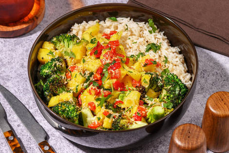 Kuba Kokos Bowl mit Mango-Paprika-Salsa