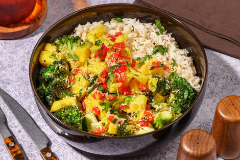 Kuba Kokos Bowl mit Mango-Peperoni-Salsa