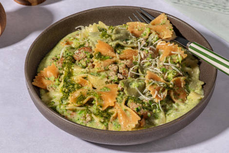 Fiocchi tricolore alla ragù bianco met kip en Parmigiano Reggiano