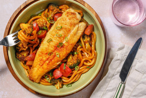 Korean Udon Bowl mit Fischfilet