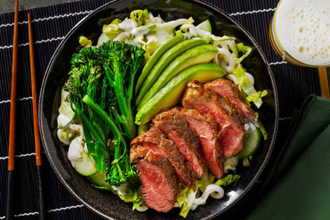 Hoisin-Hüftsteak vom Weiderind mit Bimi