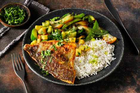 Crispy Sea Bream and Chilli-Mango Salsa 